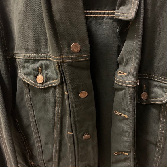 Guess denim jacket - Picture 2 of 6